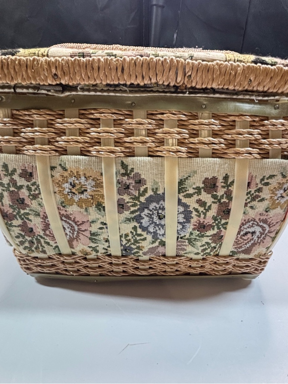 Vtg Sewing box Azar Tapestry fabric cushion covered 2 Handle W/contents Read - Picture 5 of 16